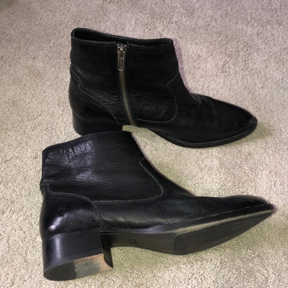 Frye Short Ankle Boots Women’s‎ Size 8.5 Black Leather